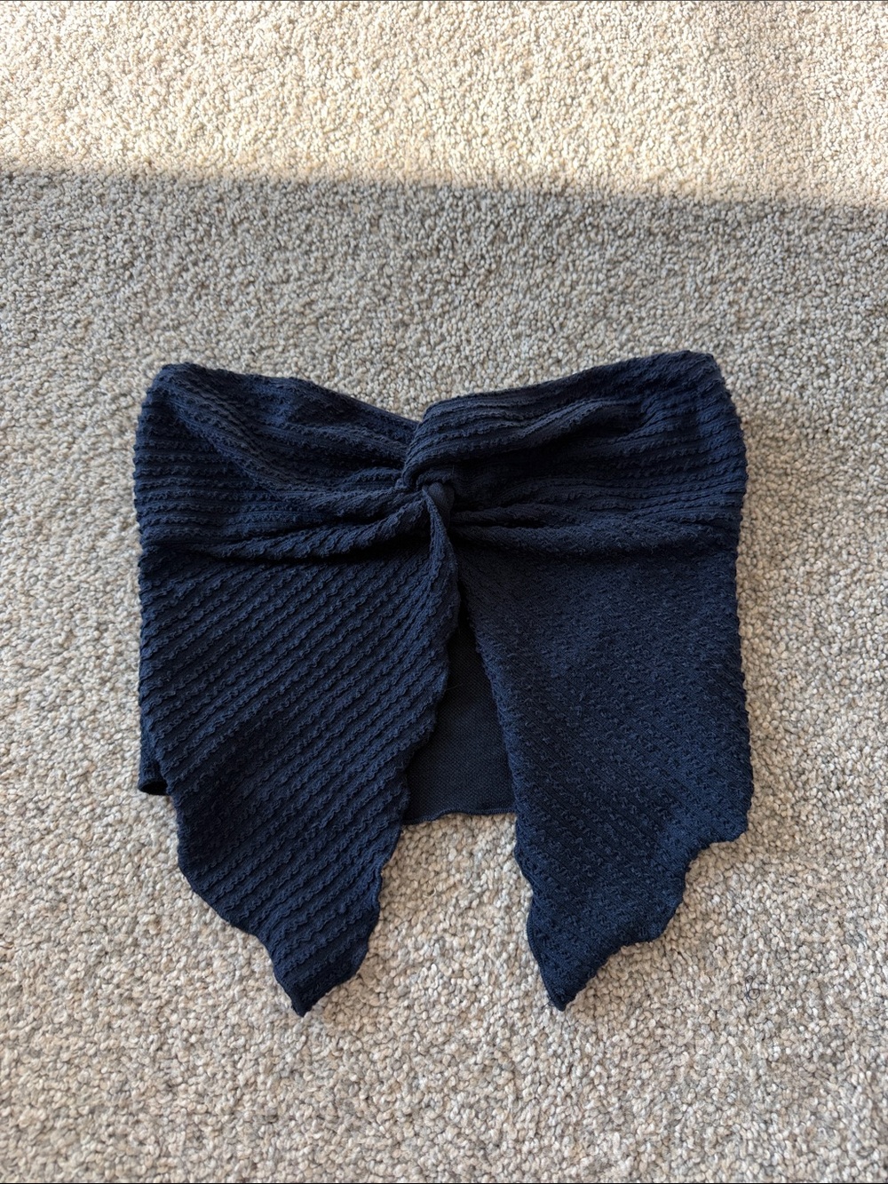 Navy blue strapless crop top